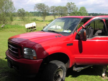 Farm-Truck-Contact-Far